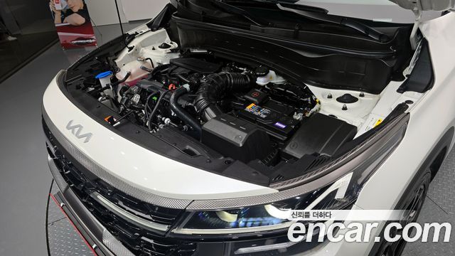 40853001_006.jpg Kia Seltos Бензин 1.6 Turbo 4WD 2024 года из Южной Кореи