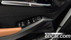 Kia Seltos Бензин 1.6 Turbo 4WD 2024 года из Южной Кореи