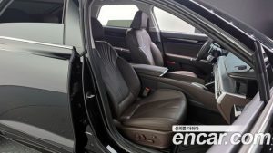Hyundai Grandeur 2.5 Бензин 2WD 2025 года из Южной Кореи