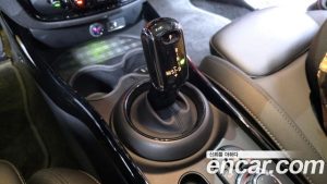 Mini Clubman MULTITONE Edition 2023 года из Южной Кореи