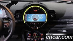 Mini Clubman MULTITONE Edition 2023 года из Южной Кореи