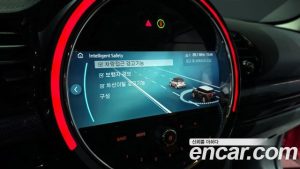 Mini Clubman MULTITONE Edition 2023 года из Южной Кореи