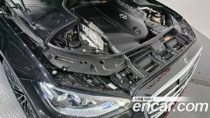 Mercedes-Benz S-Class S450L 4MATIC 2023 года из Южной Кореи