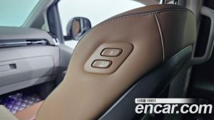Hyundai Staria HEV 1.6 Lounge 9-Seater 2025 года из Южной Кореи