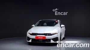 Kia K5 Signature 2024 года из Южной Кореи