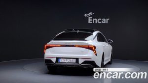 Kia K5 Signature 2024 года из Южной Кореи