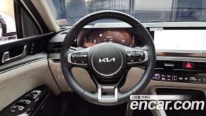 Kia K5 Signature 2024 года из Южной Кореи