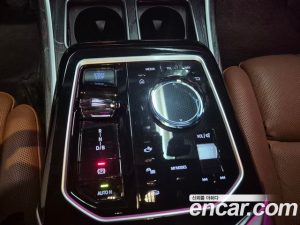 BMW i7 eDrive 50 M Sport 2024 года из Южной Кореи