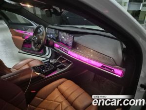 BMW i7 eDrive 50 M Sport 2024 года из Южной Кореи