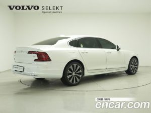 Volvo S90 B5 Ultra Bright 2025 года из Южной Кореи