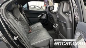 BMW i7 xDrive 60 M Sport 2023 года из Южной Кореи