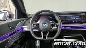 BMW i7 xDrive 60 M Sport 2023 года из Южной Кореи