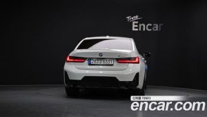 BMW 3-Series 320i M Sport 2024 года из Южной Кореи
