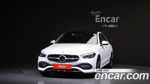 Mercedes-Benz C-Class C200 Avantgarde 2024 года из Южной Кореи