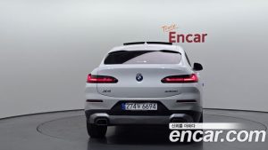 BMW X4 xDrive20i xLine 2023 года из Южной Кореи