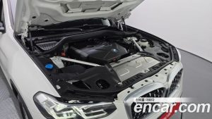 BMW X4 xDrive20i xLine 2023 года из Южной Кореи