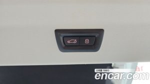 BMW X4 xDrive20i xLine 2023 года из Южной Кореи