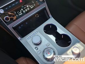 Genesis GV80 2.5T Бензин AWD 2024 года из Южной Кореи