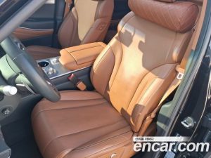 Genesis GV80 2.5T Бензин AWD 2024 года из Южной Кореи