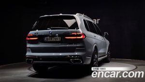 BMW X7 xDrive 40i M Sport 6 2023 года из Южной Кореи