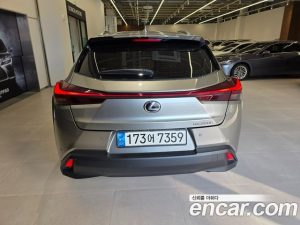 Lexus UX 2.0 2WD 2024 года из Южной Кореи