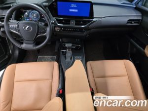 Lexus UX 2.0 2WD 2024 года из Южной Кореи