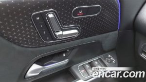 Mercedes-Benz EQB EQB300 4MATIC AMG LINE 2025 года из Южной Кореи