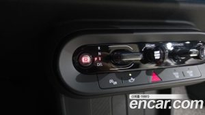 Mini Cooper 5Door Favoured 2025 года из Южной Кореи