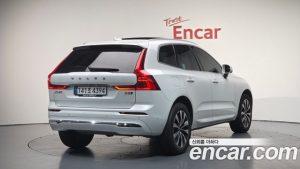 Volvo XC60 B5 ULTIMATE Bright 2023 года из Южной Кореи