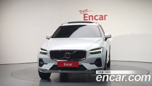 Volvo XC60 B5 ULTIMATE Bright 2023 года из Южной Кореи