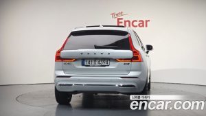 Volvo XC60 B5 ULTIMATE Bright 2023 года из Южной Кореи