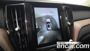 Volvo XC60 B5 ULTIMATE Bright 2023 года из Южной Кореи