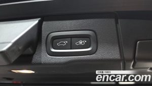 Volvo XC60 B5 ULTIMATE Bright 2023 года из Южной Кореи