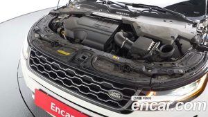 Land Rover Range Rover Evoque P250 R-Dynamic SE 2022 года из Южной Кореи