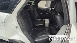 Land Rover Range Rover Evoque P250 R-Dynamic SE 2022 года из Южной Кореи