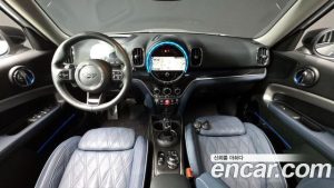 Mini Countryman ALL4 CLASSIC COMFORT PACK 2023 года из Южной Кореи