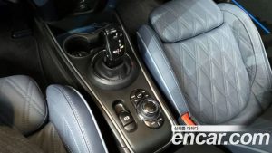 Mini Countryman ALL4 CLASSIC COMFORT PACK 2023 года из Южной Кореи