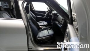 Mini Countryman ALL4 CLASSIC COMFORT PACK 2023 года из Южной Кореи