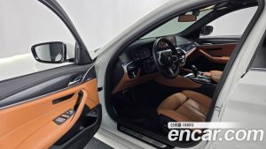 BMW 5-Series 520i M Sport 2023 года из Южной Кореи