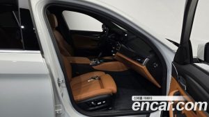 BMW 5-Series 520i M Sport 2023 года из Южной Кореи