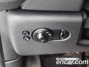 Mini Cooper 5Door MULTITONE Edition 2023 года из Южной Кореи