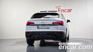 Audi Q5 45 TFSI 4WD Sportback 2023 года из Южной Кореи