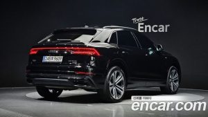 Audi Q8 55 TFSI 4WD Premium 2023 года из Южной Кореи