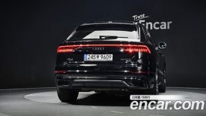 Audi Q8 55 TFSI 4WD Premium 2023 года из Южной Кореи