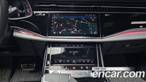 Audi Q8 55 TFSI 4WD Premium 2023 года из Южной Кореи