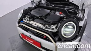 Mini Cooper 5Door Favoured 2025 года из Южной Кореи