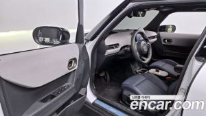 Mini Cooper 5Door Favoured 2025 года из Южной Кореи