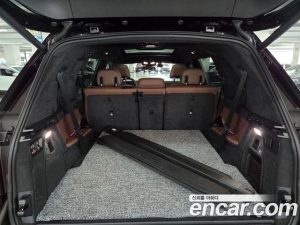 BMW X7 xDrive 40i Design Pure Excellence 7-Seater 2024 года из Южной Кореи