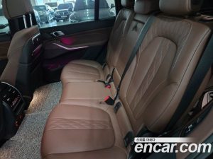 BMW X7 xDrive 40i Design Pure Excellence 7-Seater 2024 года из Южной Кореи