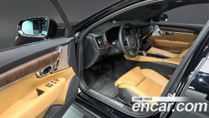 Volvo S90 B6 AWD ULTIMATE Bright 2023 года из Южной Кореи